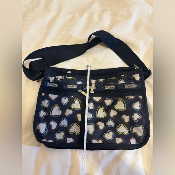 LeSportsac deluxe every day bag - Picture 5 of 5